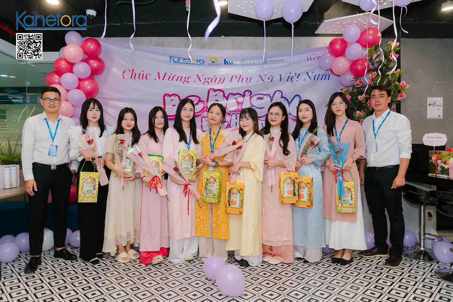 Phòng kinh doanh của KVN Logistics